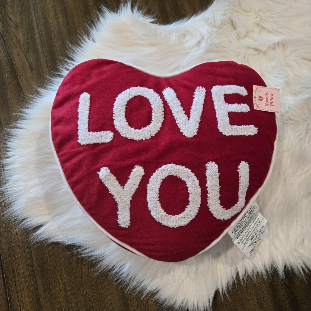 Target 14x13in Bullseye's heart Shape Pillow
